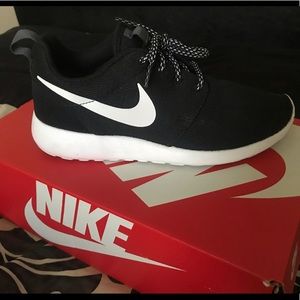 Nike Roshe One